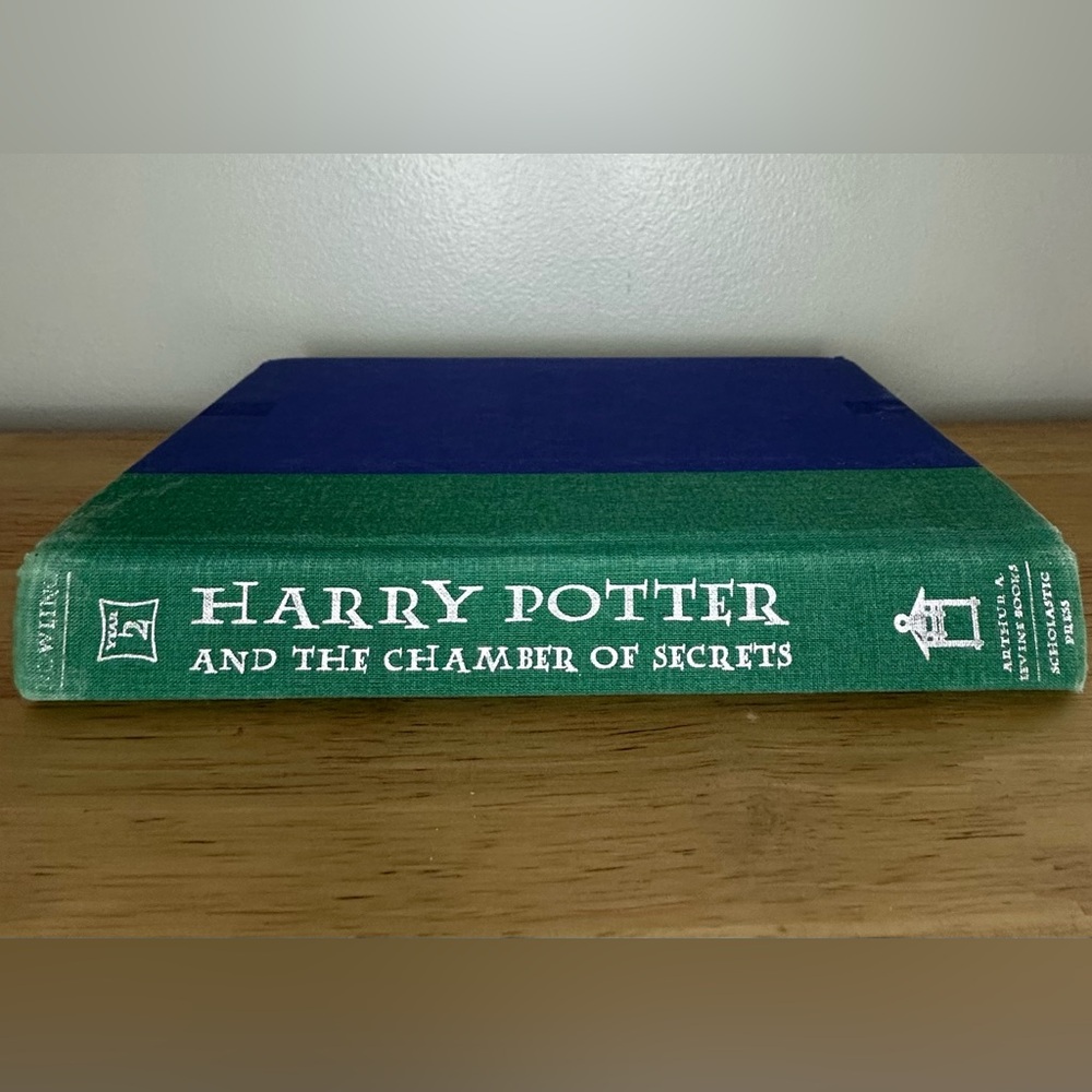 1999 Harry Potter & the‎ Chamber of Secrets by J. K. Rowling hardcover book